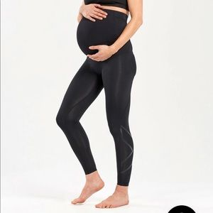 2XU Maternity Pre-Natal Active Compression Tights, full length.